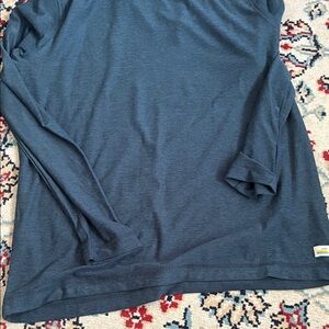 Vuori Men's Long Sleeve Crew in Dark Blue Heather